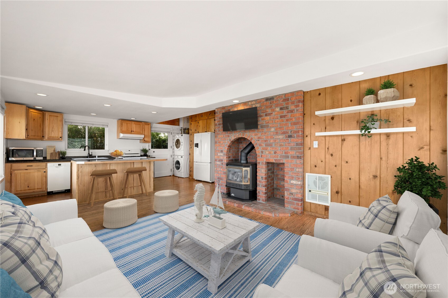 17888 Cobahud Road Property Photo 8