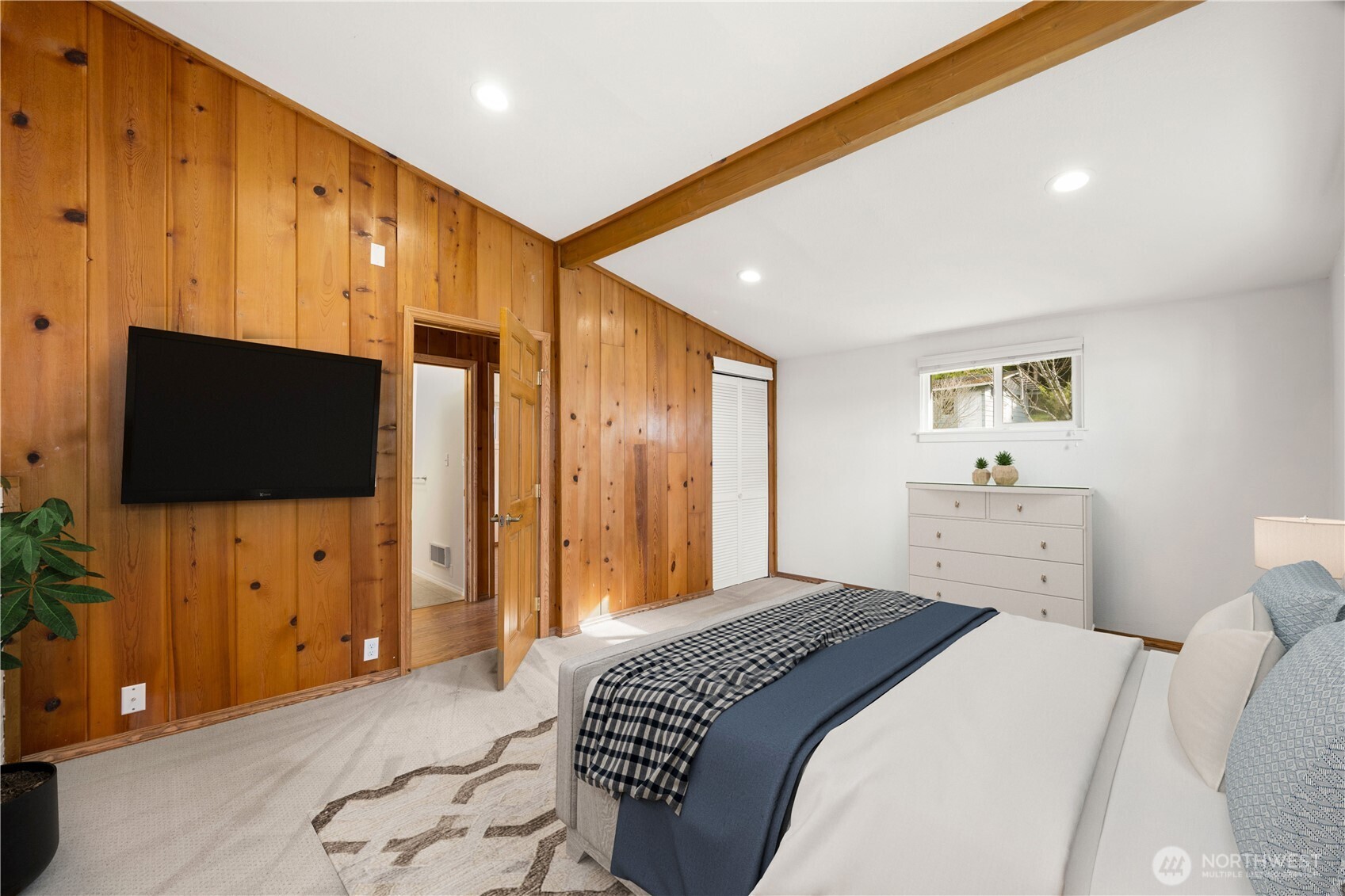 17888 Cobahud Road Property Photo 15