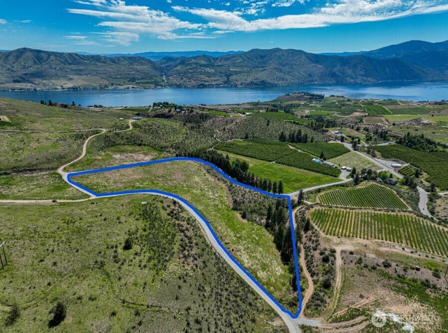 194 Chelan Ranch Road Property Photo 2