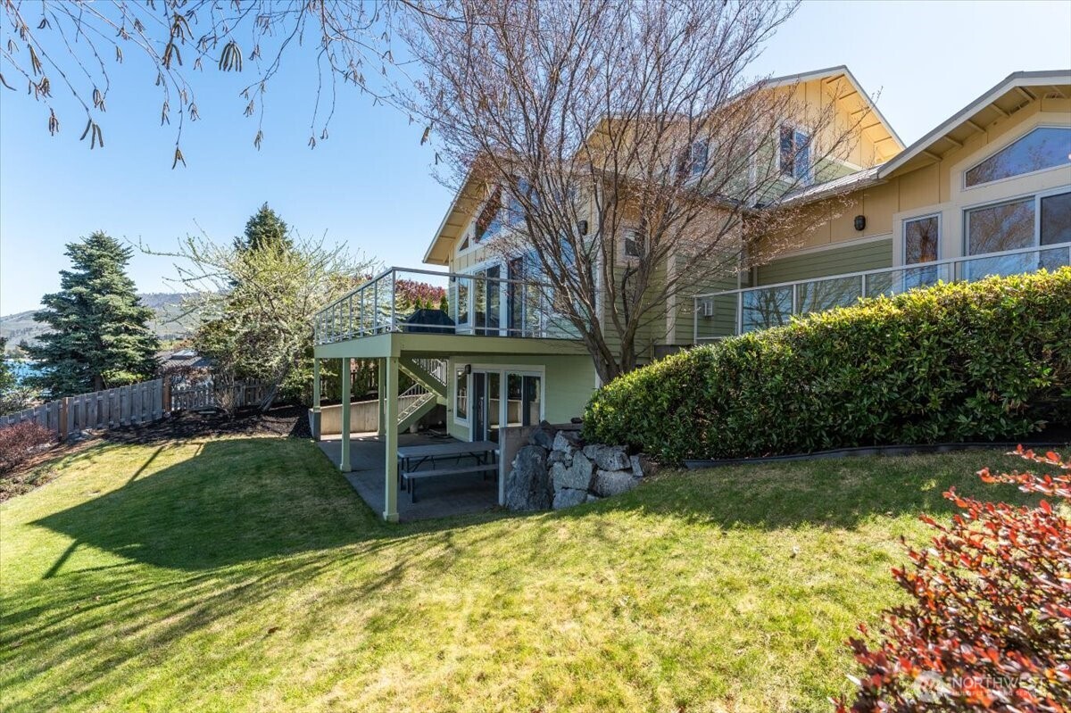 1606 S Lakeshore Road Property Photo 7