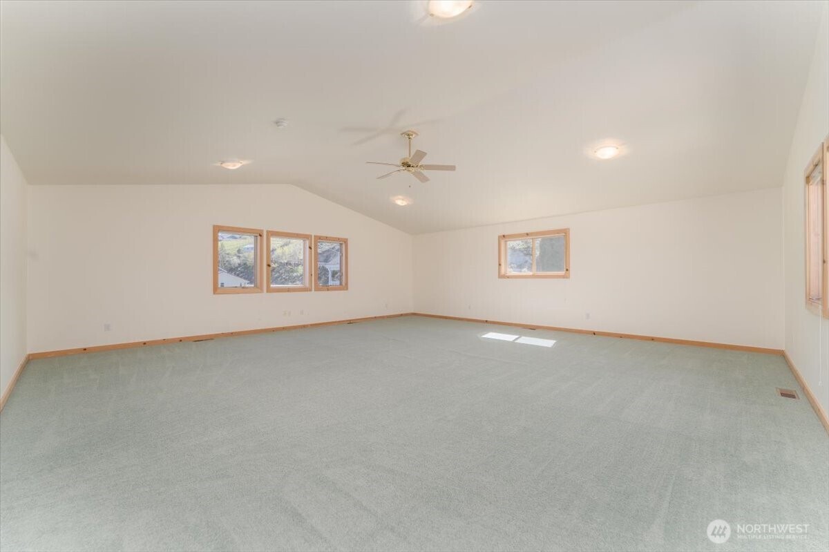1606 S Lakeshore Road Property Photo 23