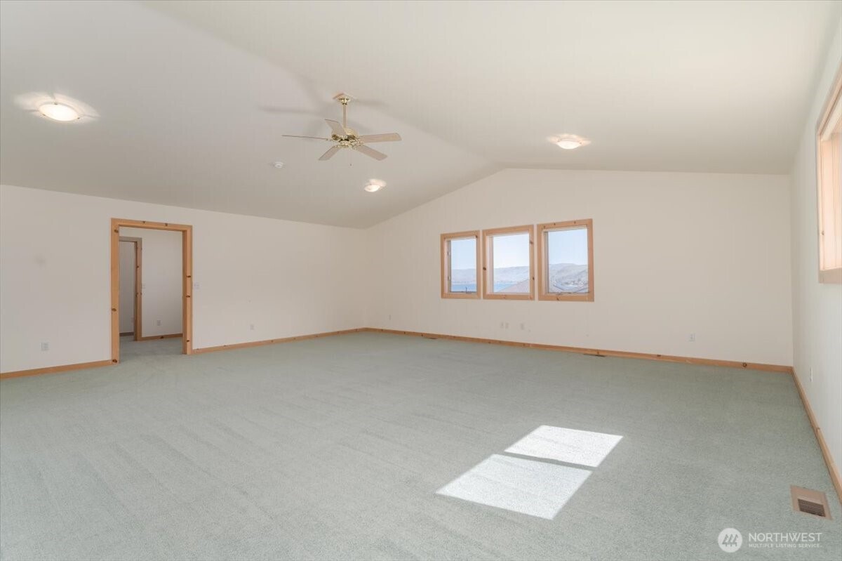 1606 S Lakeshore Road Property Photo 24