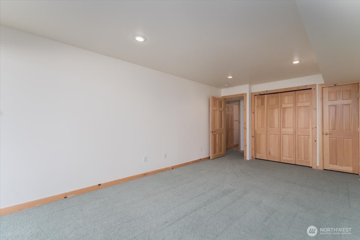 1606 S Lakeshore Road Property Photo 31