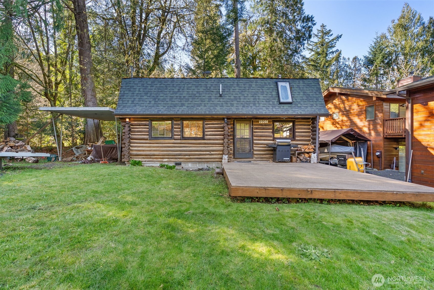 9905 Mariner Drive Property Photo 1
