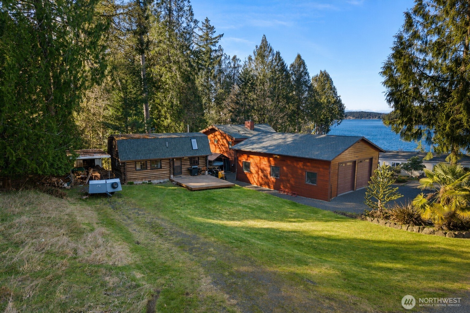 9905 Mariner Drive Property Photo 4