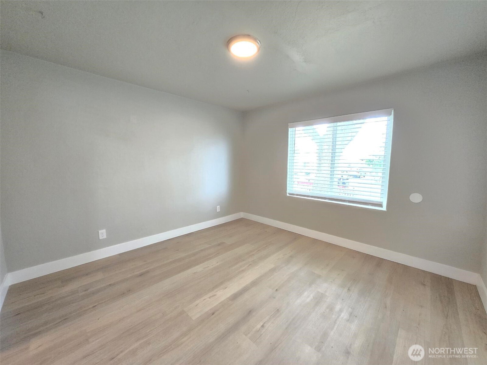1311 W Shoshone Street Property Photo 7