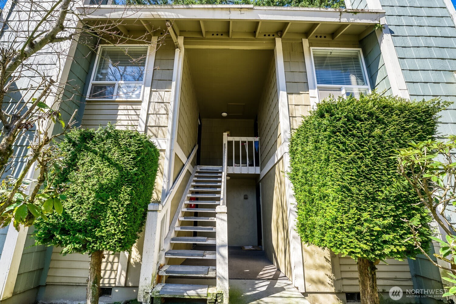 34214 1st Place Property Photo 1