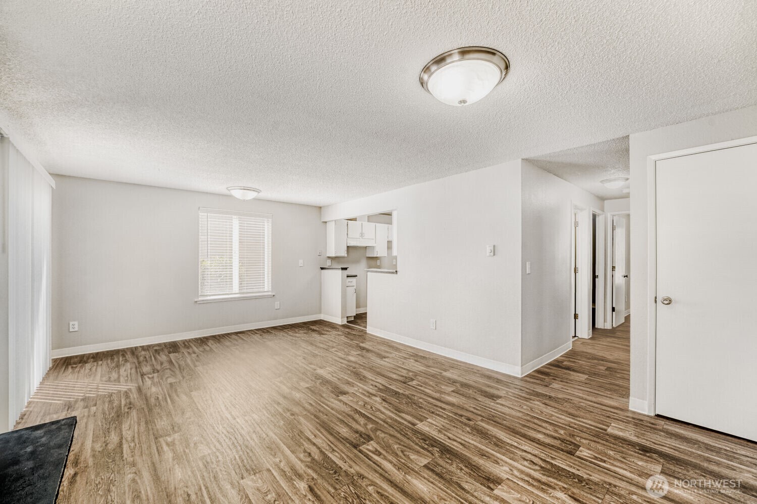 34214 1st Place Property Photo 5