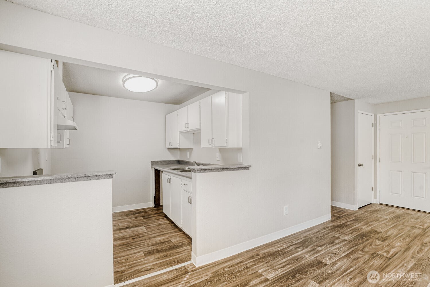 34214 1st Place Property Photo 8