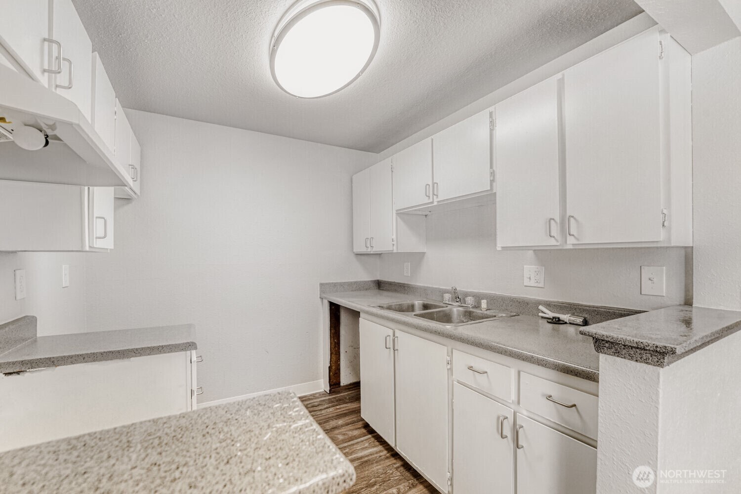 34214 1st Place Property Photo 10
