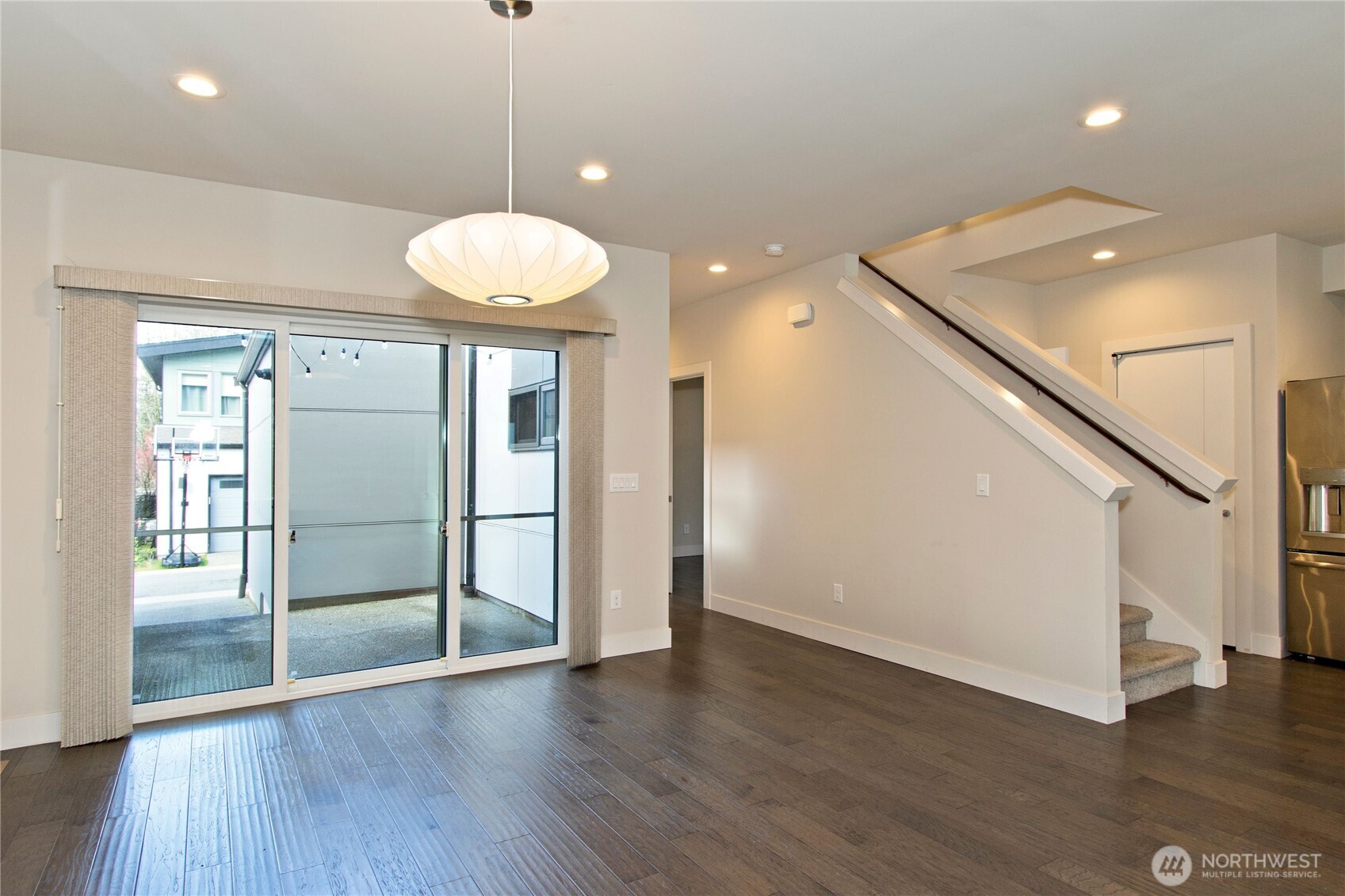 1471 14th Place Property Photo 9