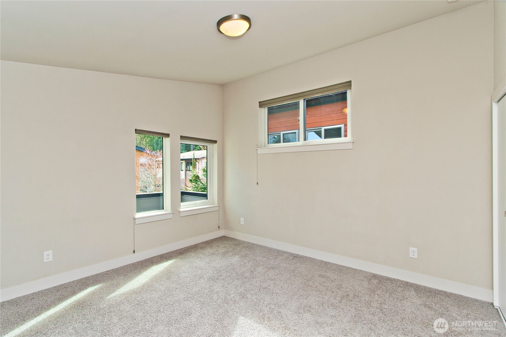 1471 14th Place Property Photo 16