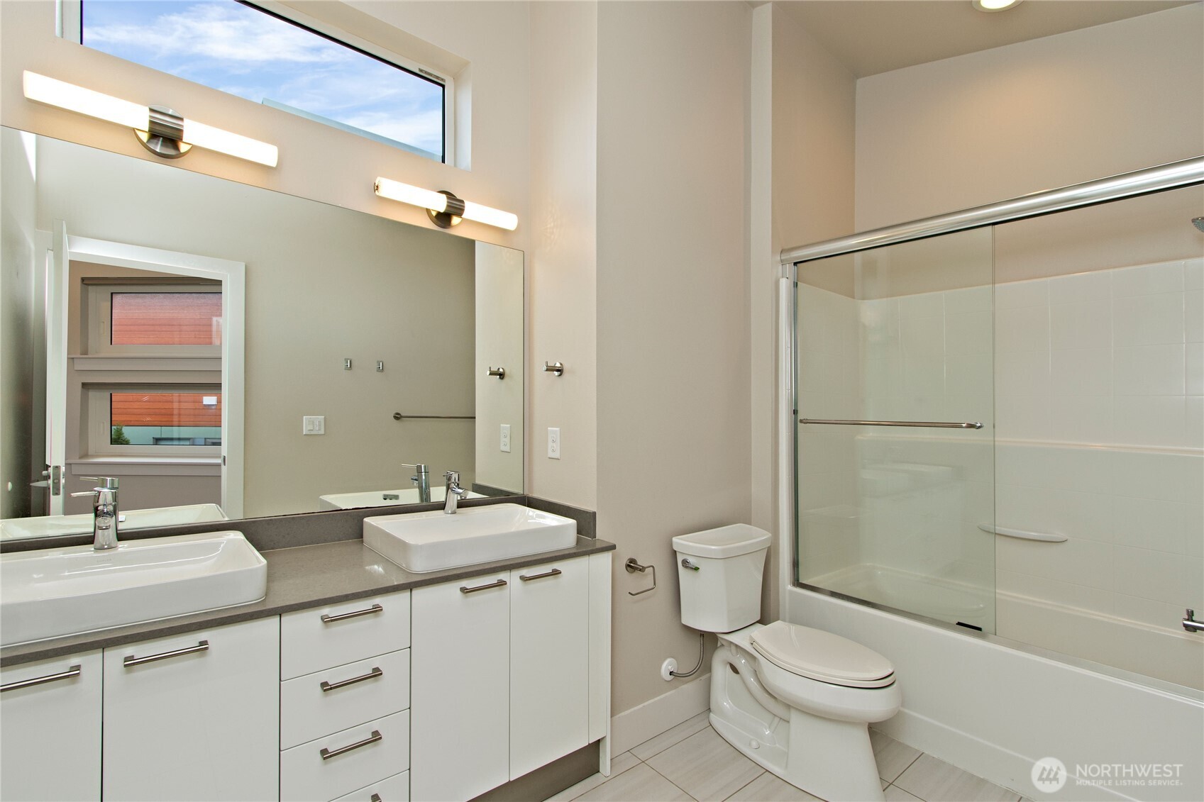 1471 14th Place Property Photo 18