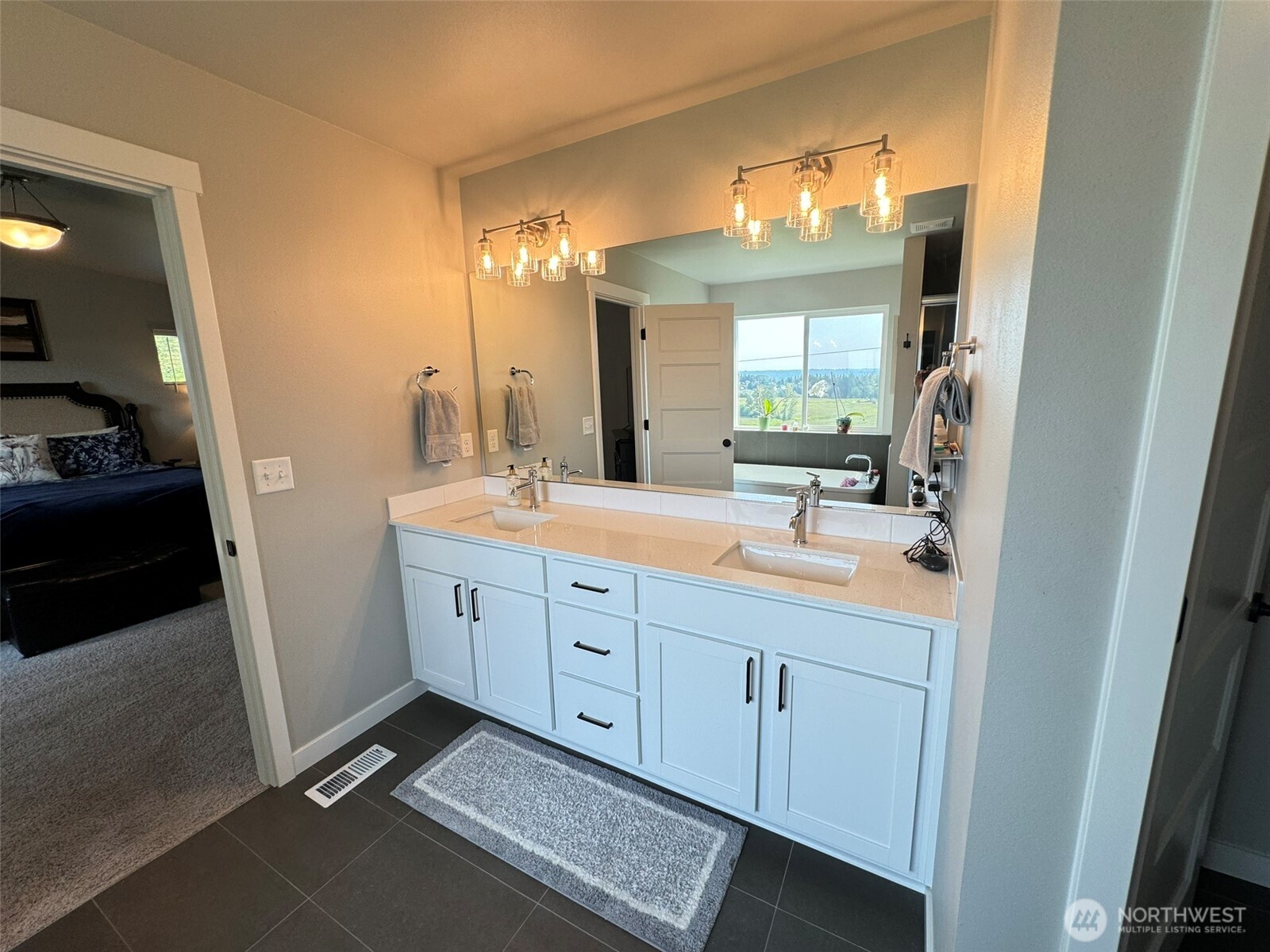 9410 76th Avenue Property Photo 24