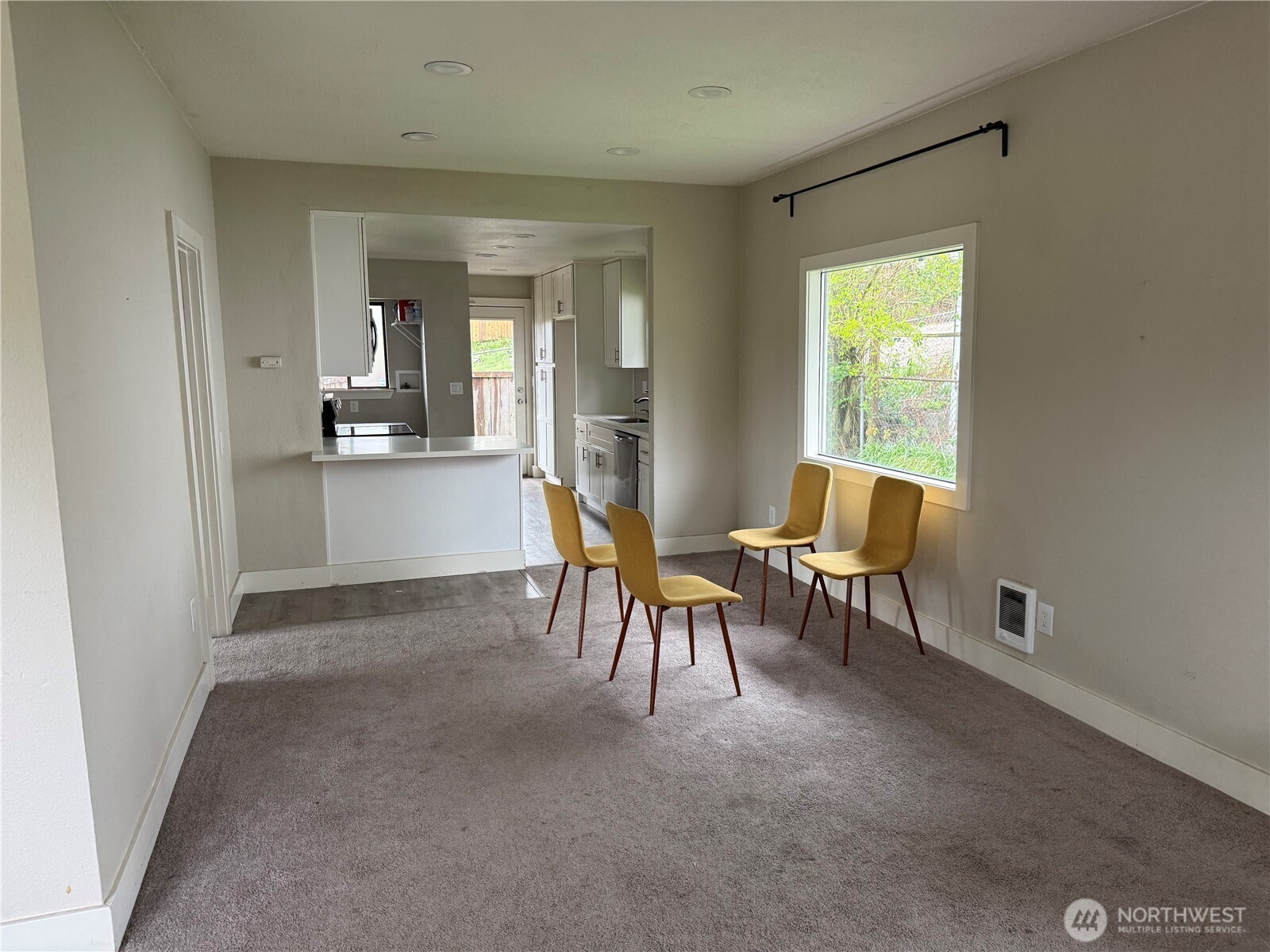 2815 S D Street Property Photo 5