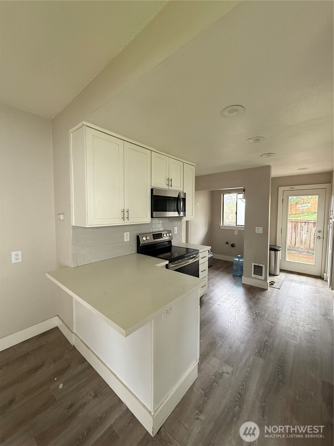 2815 S D Street Property Photo 8