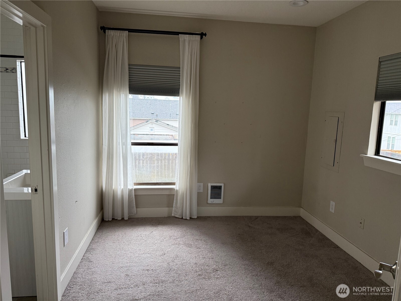 2815 S D Street Property Photo 10