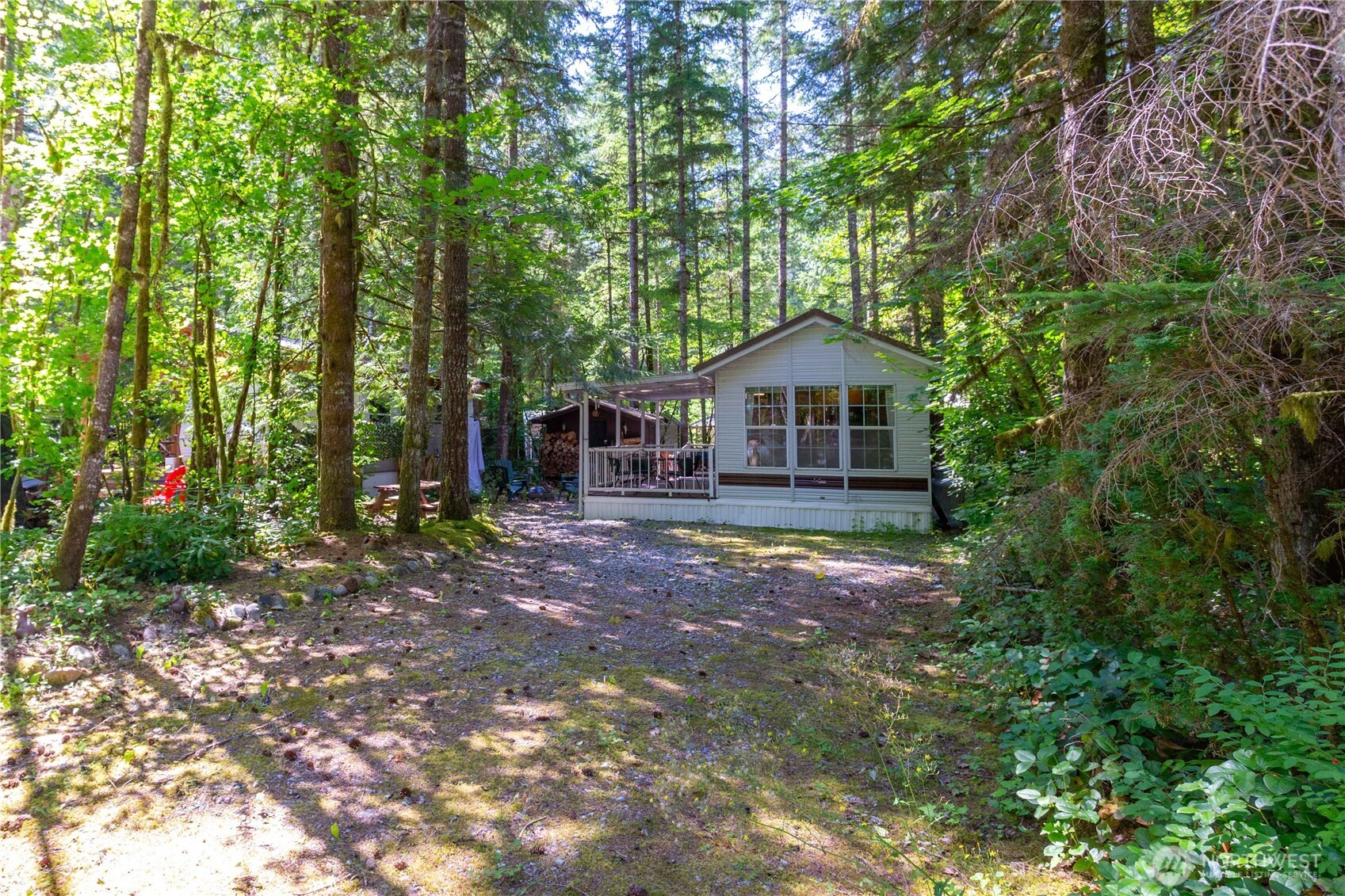 67 Div 4 Christmas Tree Circle 67 Property Photo 18