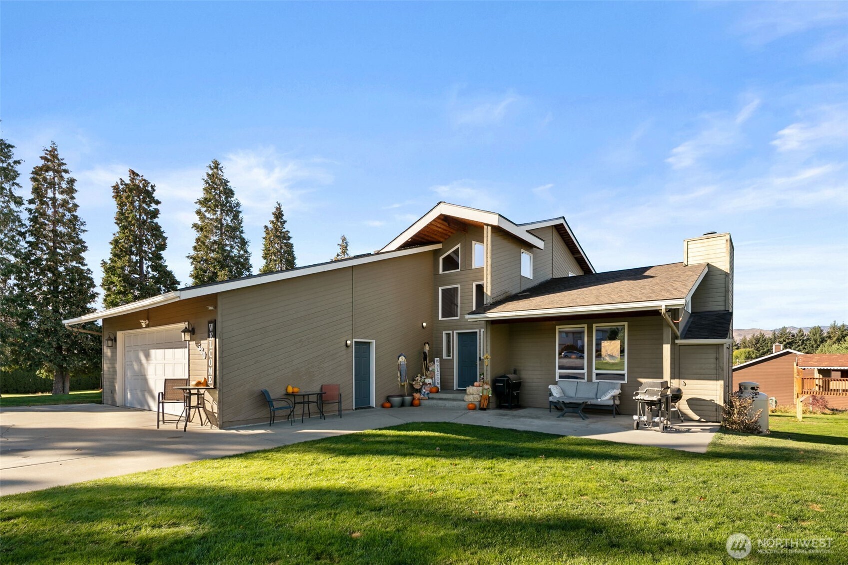 530 S Lynn Property Photo 4