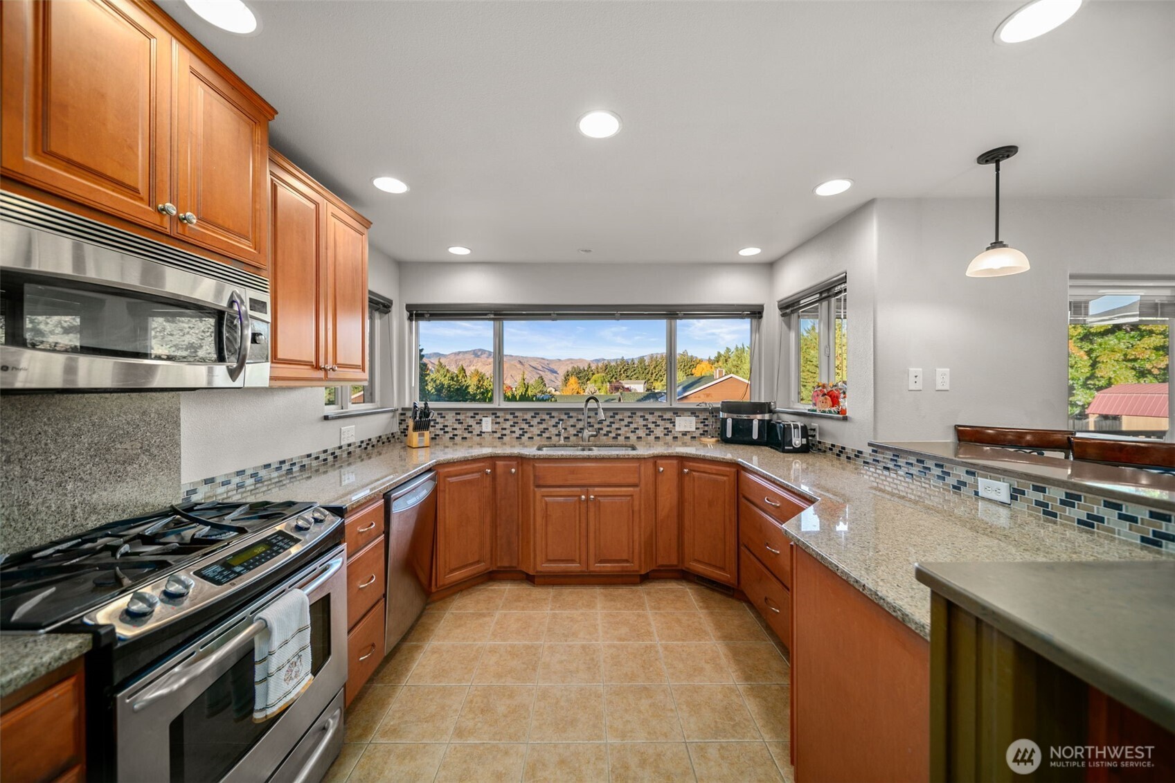 530 S Lynn Property Photo 15
