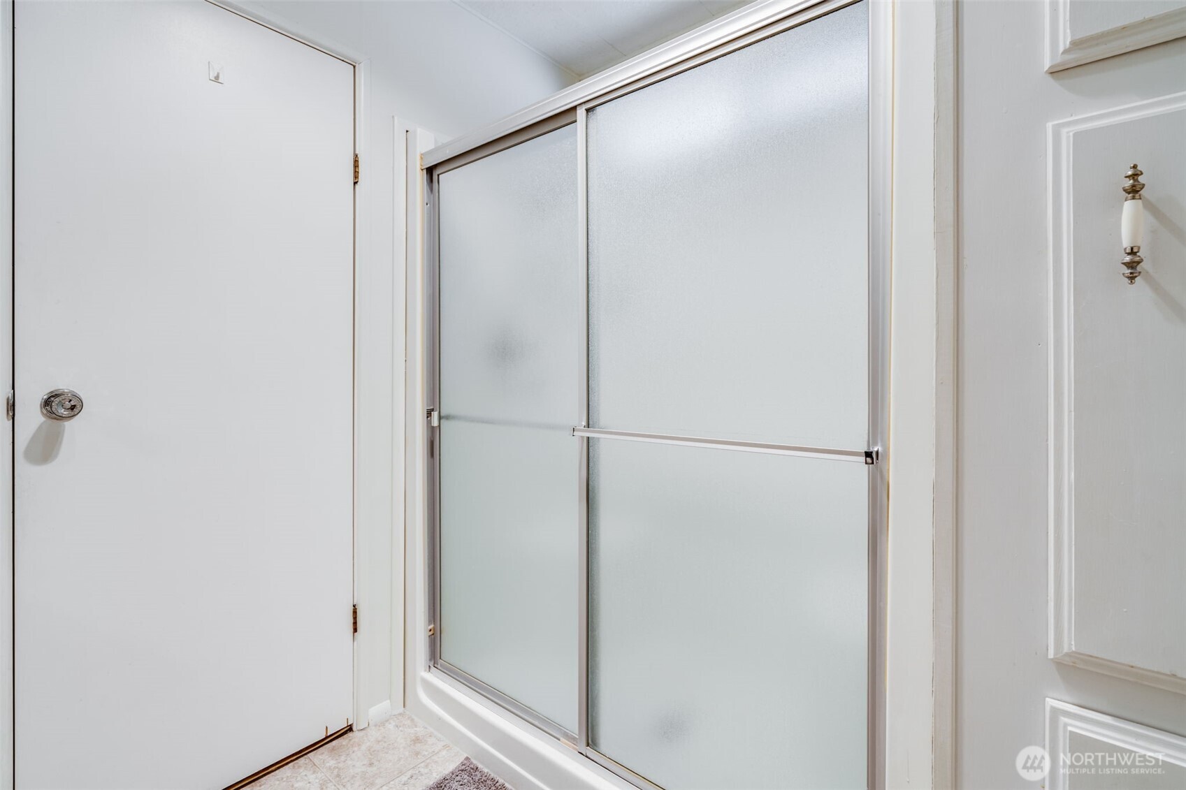 201 Union Avenue 111 Property Photo 23