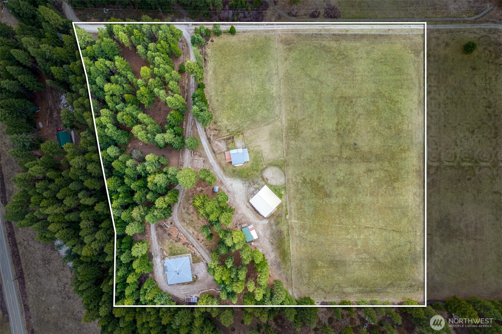 19374 Westside Dr Property Photo 13