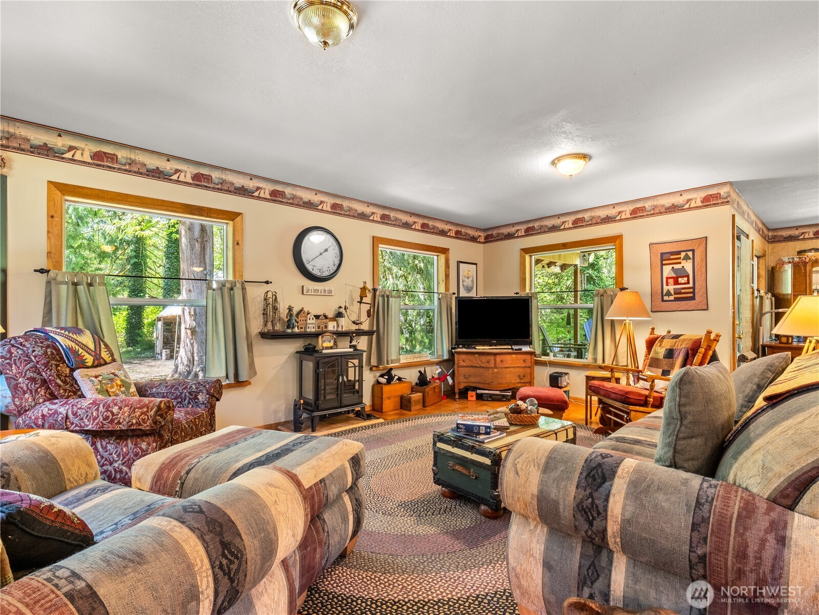 400 N Finch Creek Road Property Photo 8