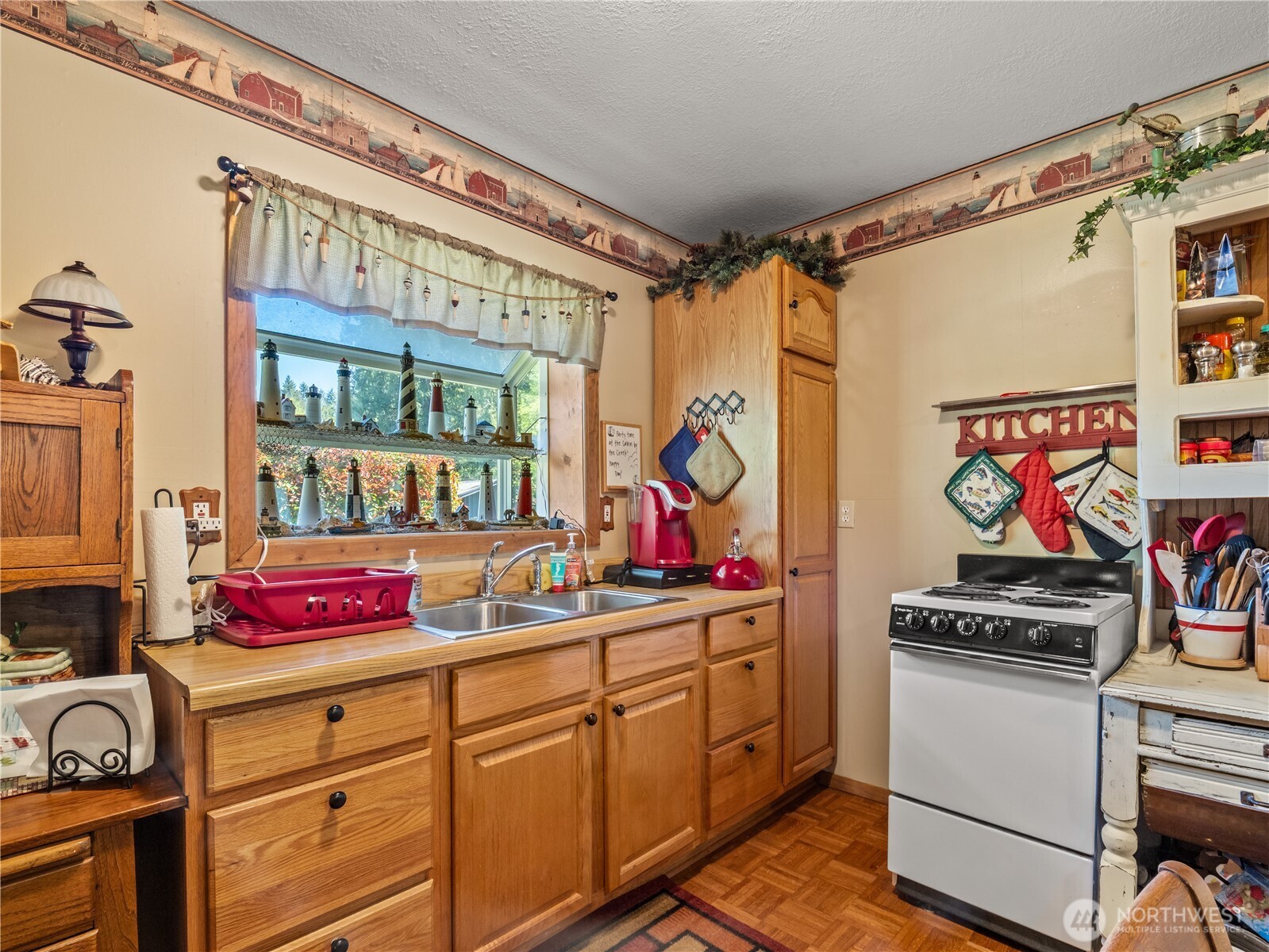 400 N Finch Creek Road Property Photo 11