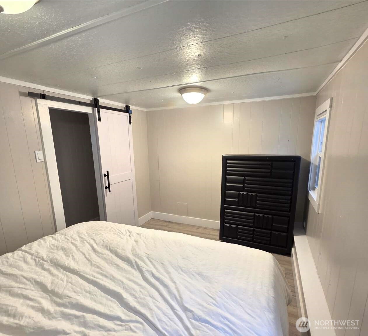 12245 S Lakeshore Road 44 Property Photo 6