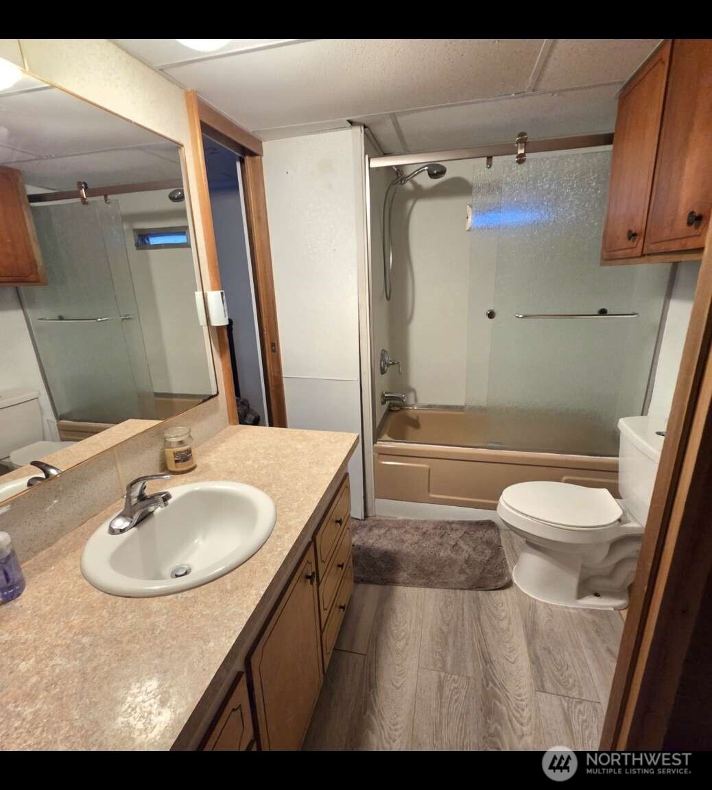 12245 S Lakeshore Road 44 Property Photo 10