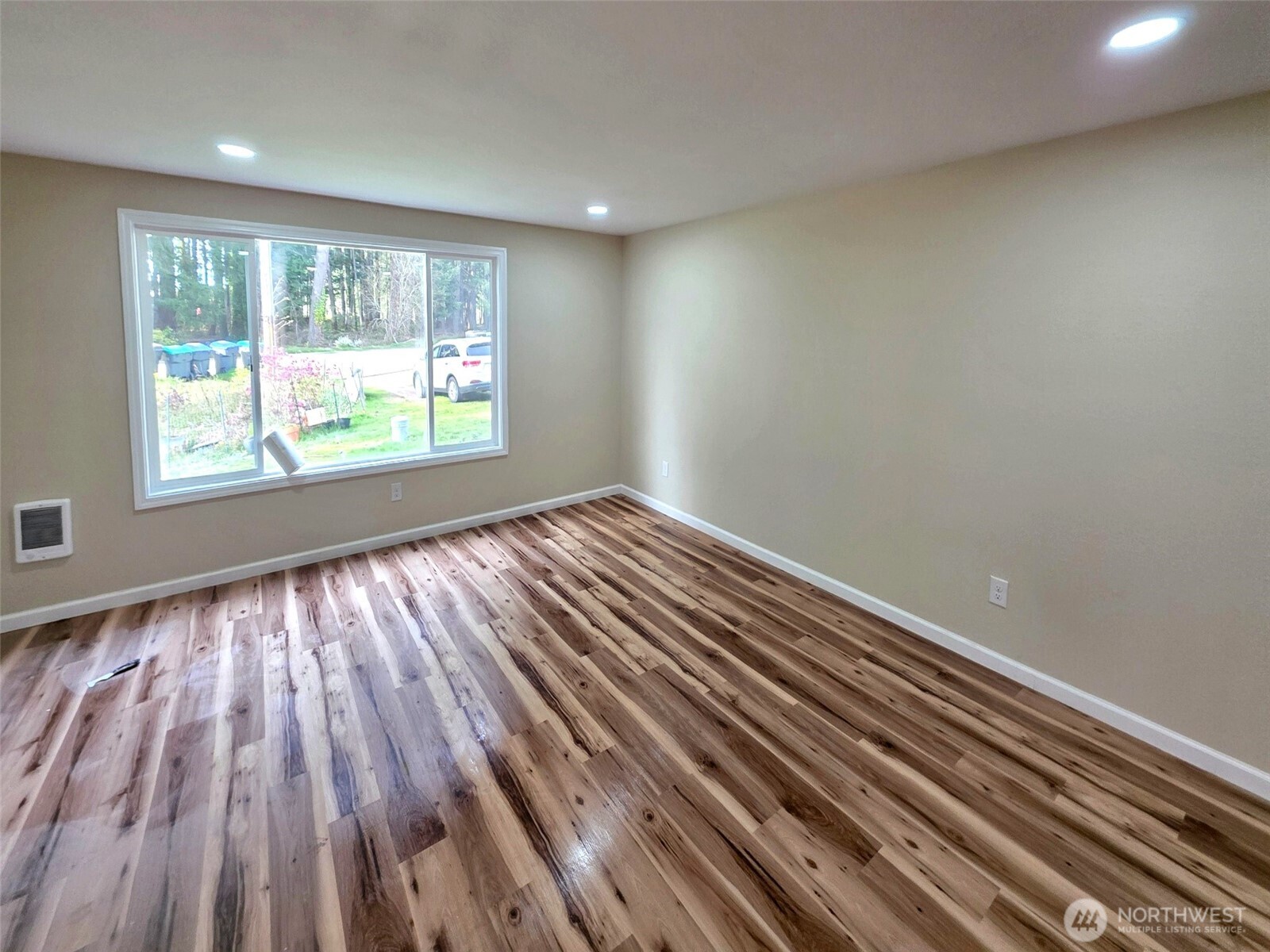 1125 N 13th Street B Property Photo 4