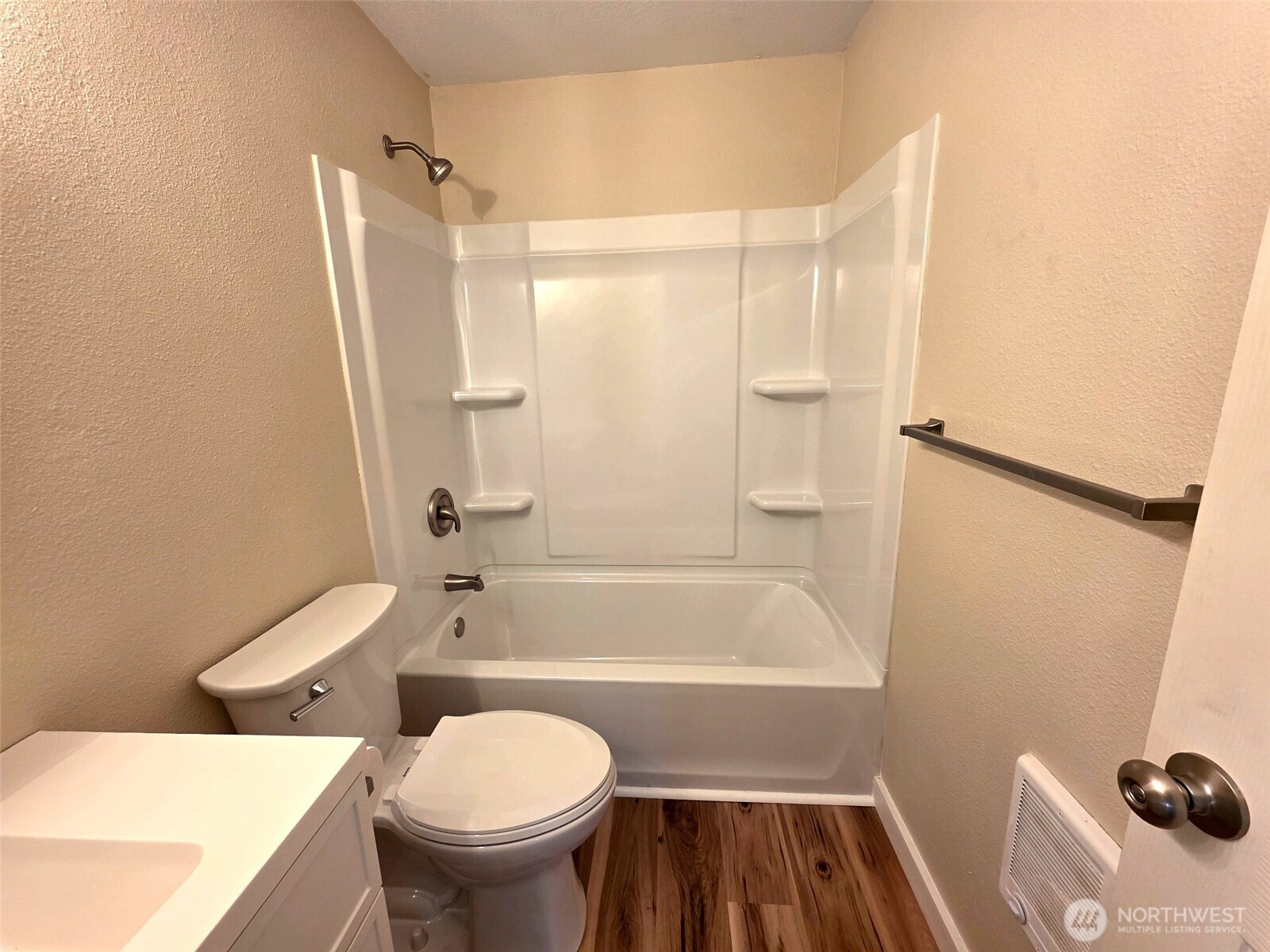 1125 N 13th Street B Property Photo 14