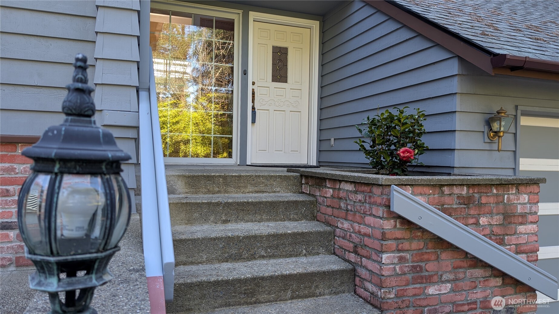 16827 41st Street Property Photo 3