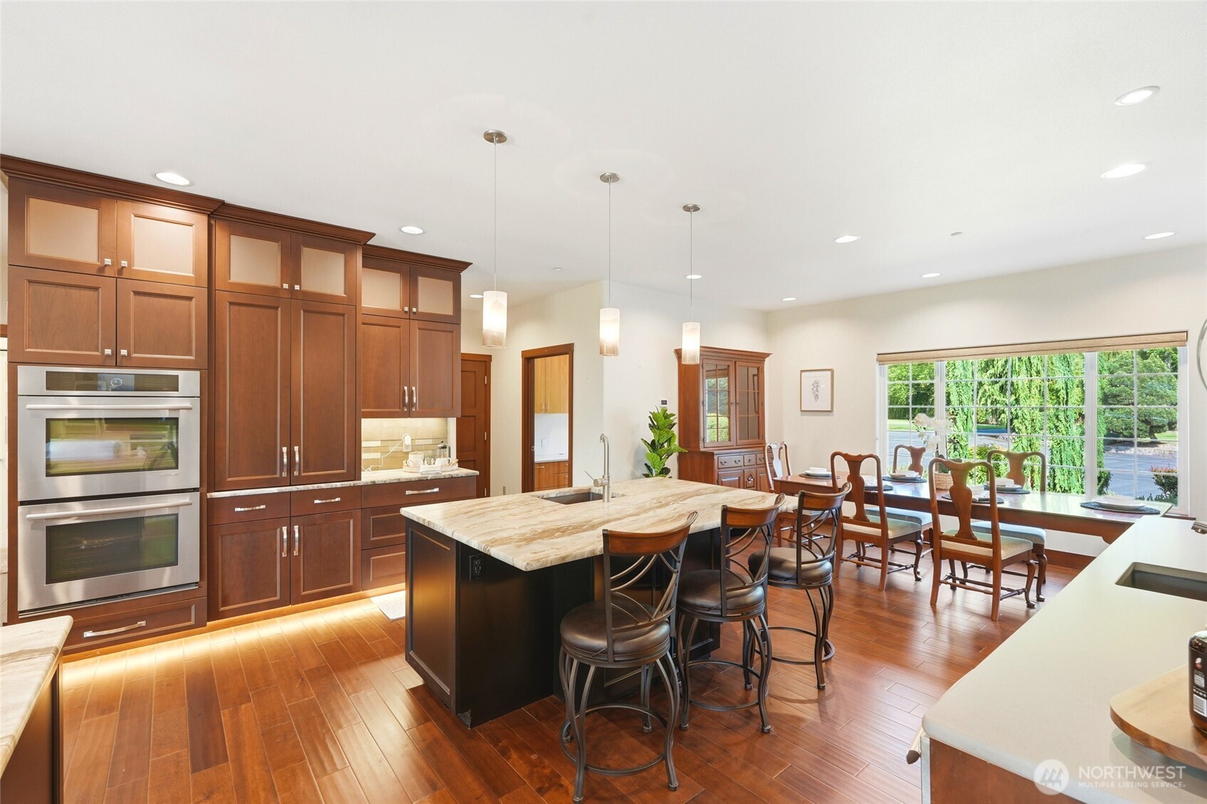1130 150th Place Property Photo 9