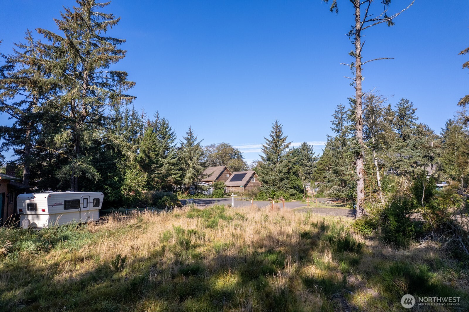 958 Gemini Court Property Photo 15