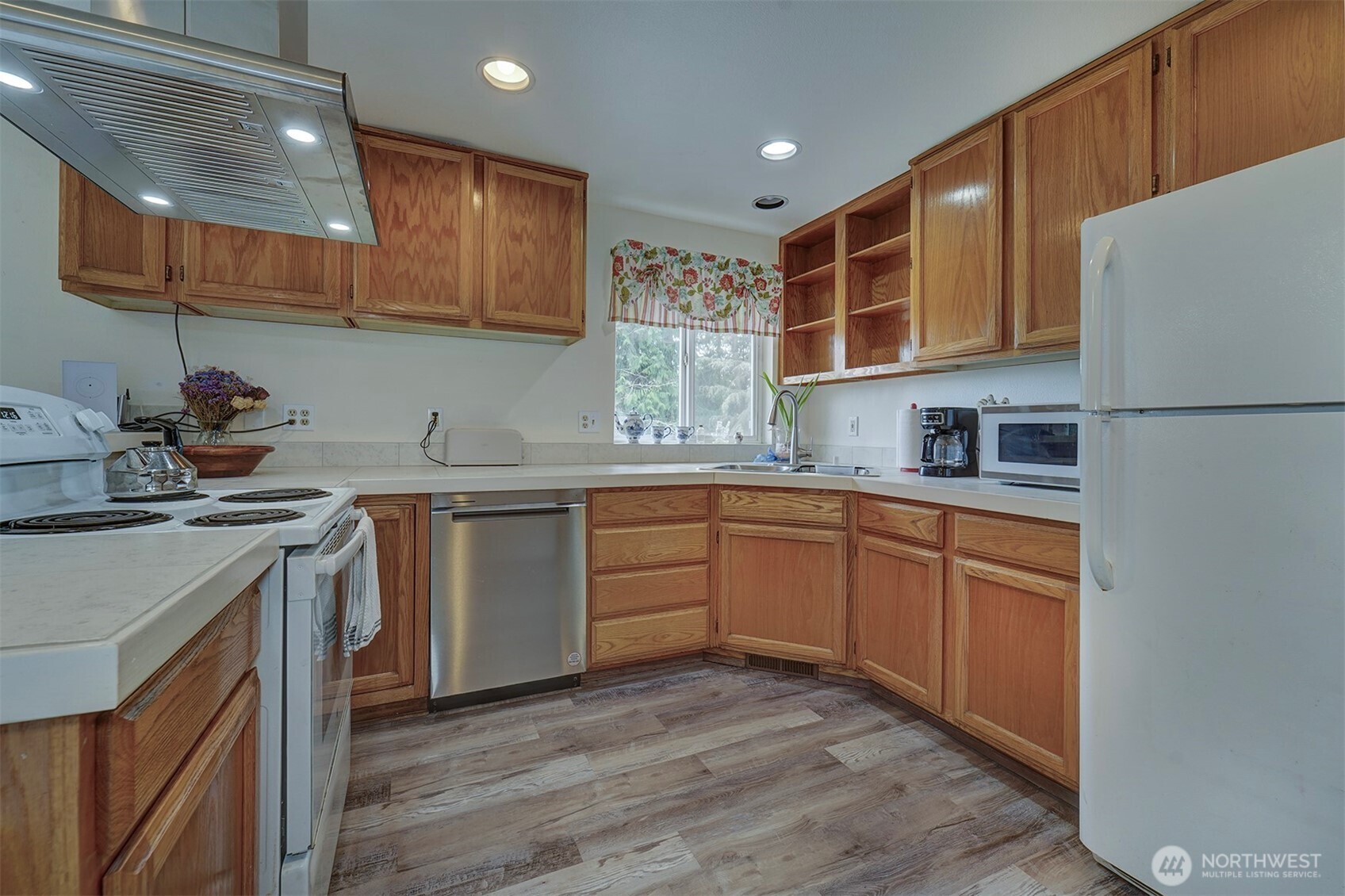 31481 Night Owl Avenue Property Photo 9