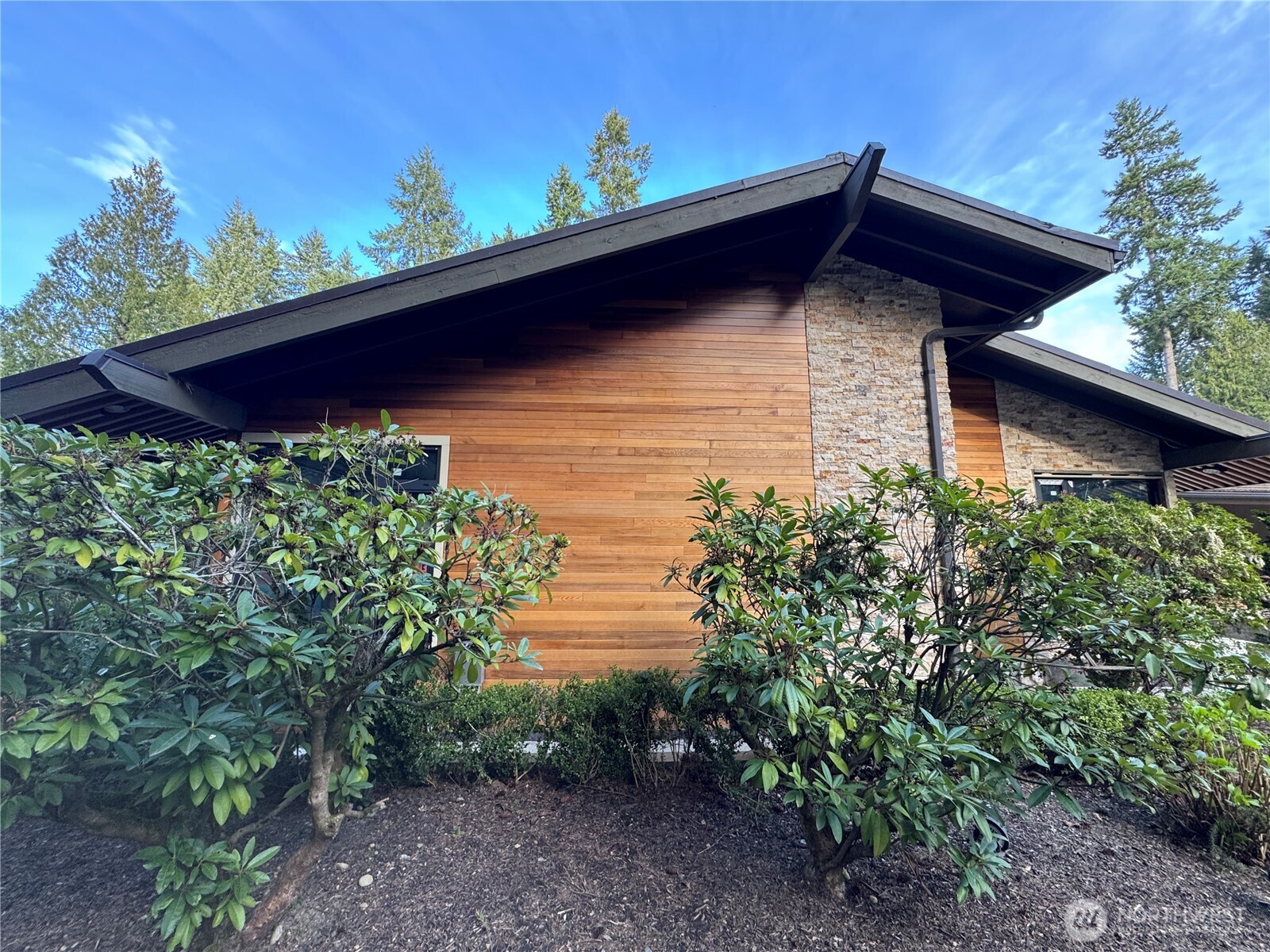 2620 Maltby Road Property Photo 7