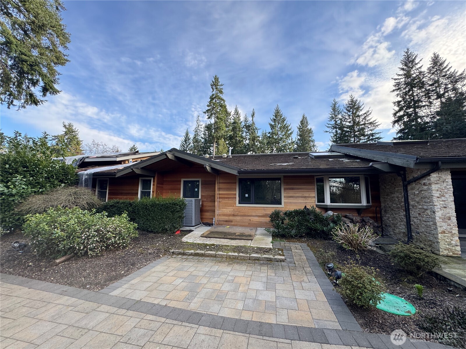 2620 Maltby Road Property Photo 10