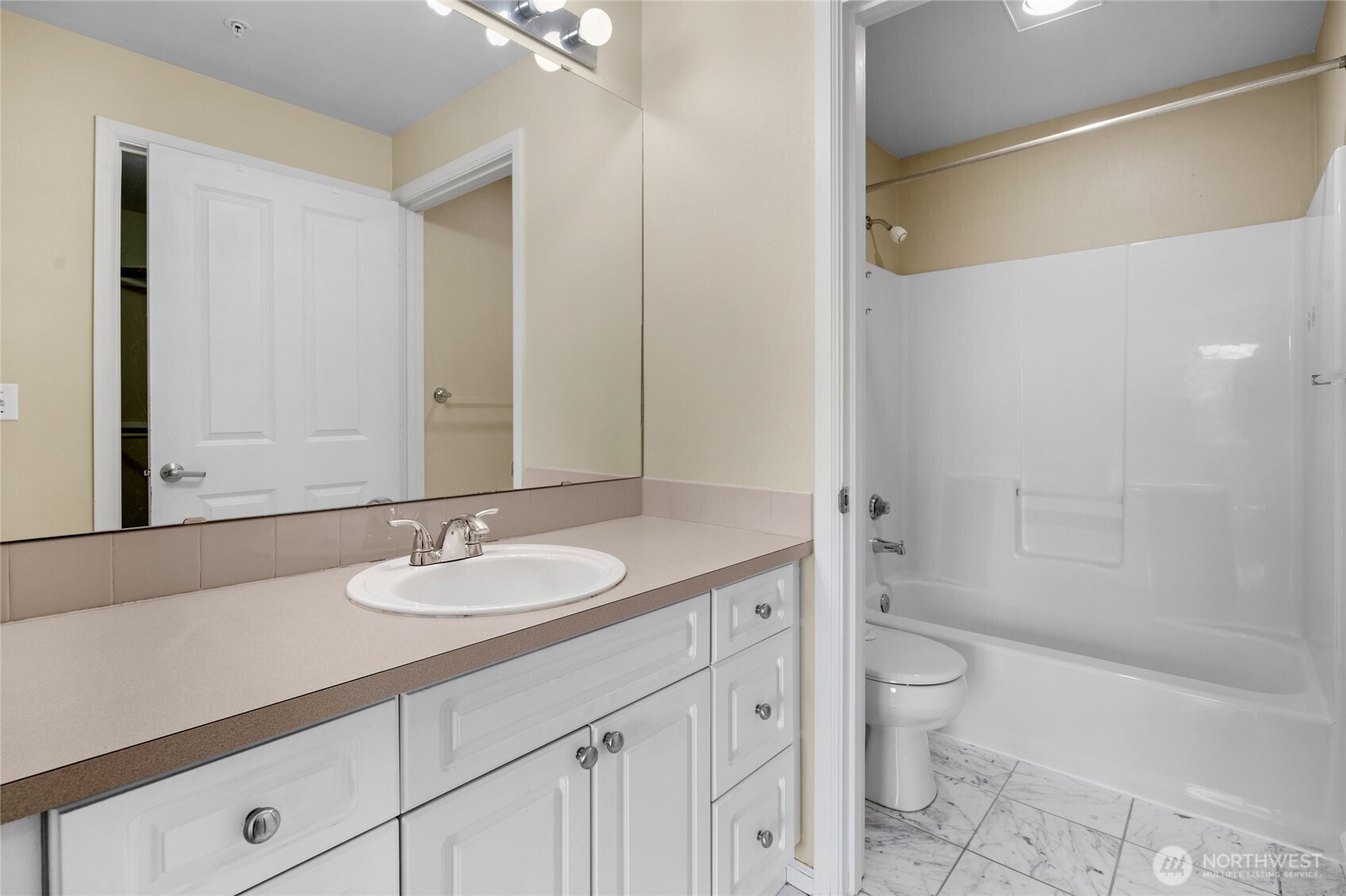 4343 Roosevelt Way 401 Property Photo 20