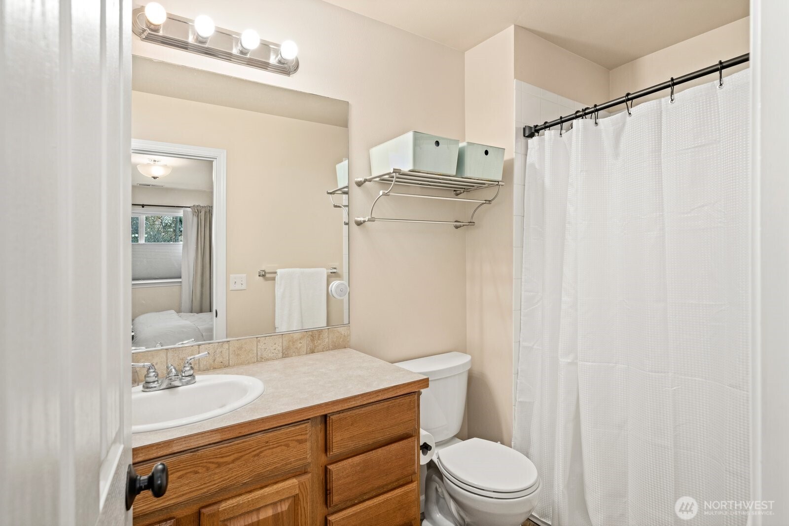 1138 1/2 Isaacs Avenue Property Photo 17