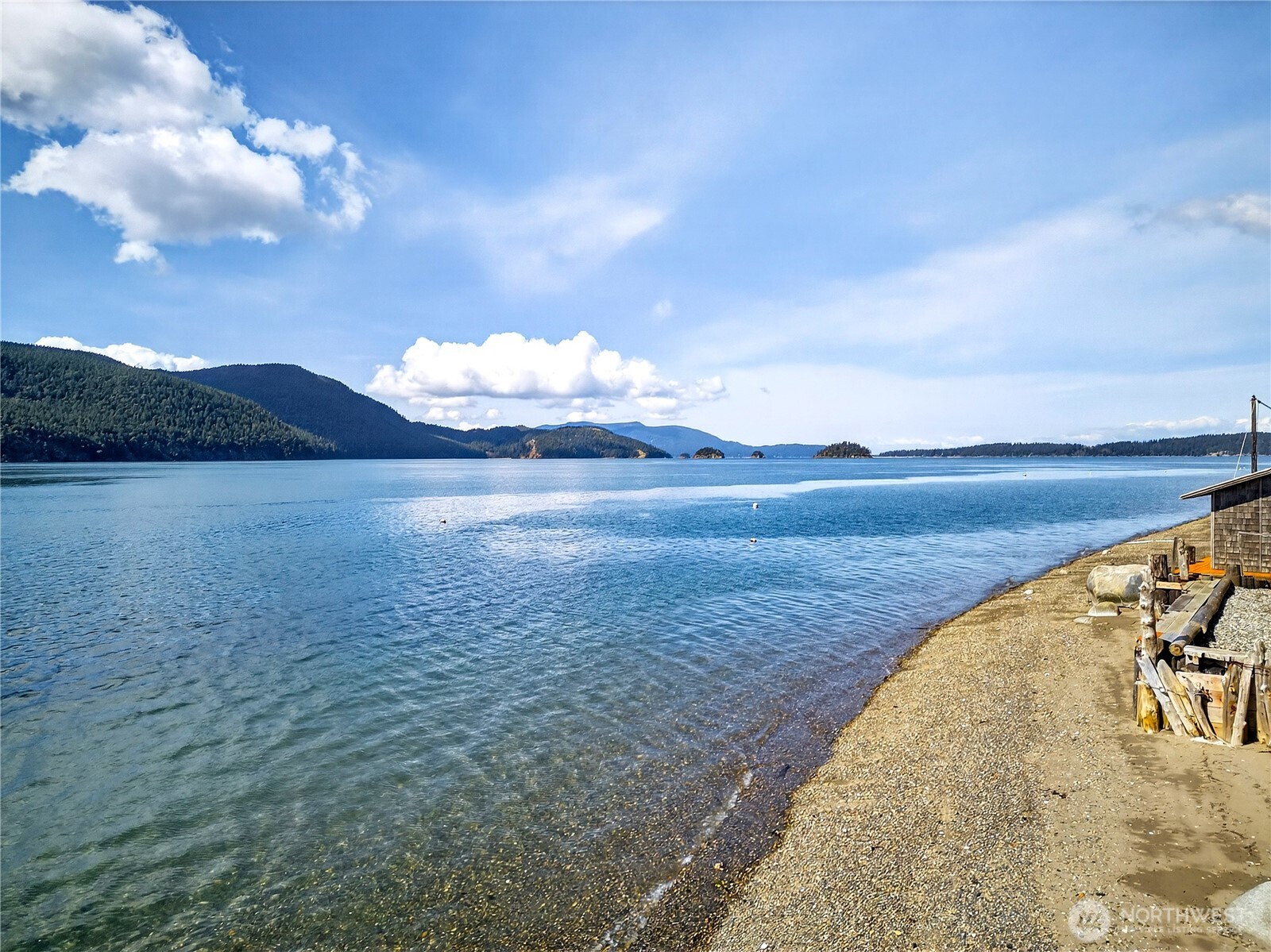 5132 West Shore Road Property Photo 1