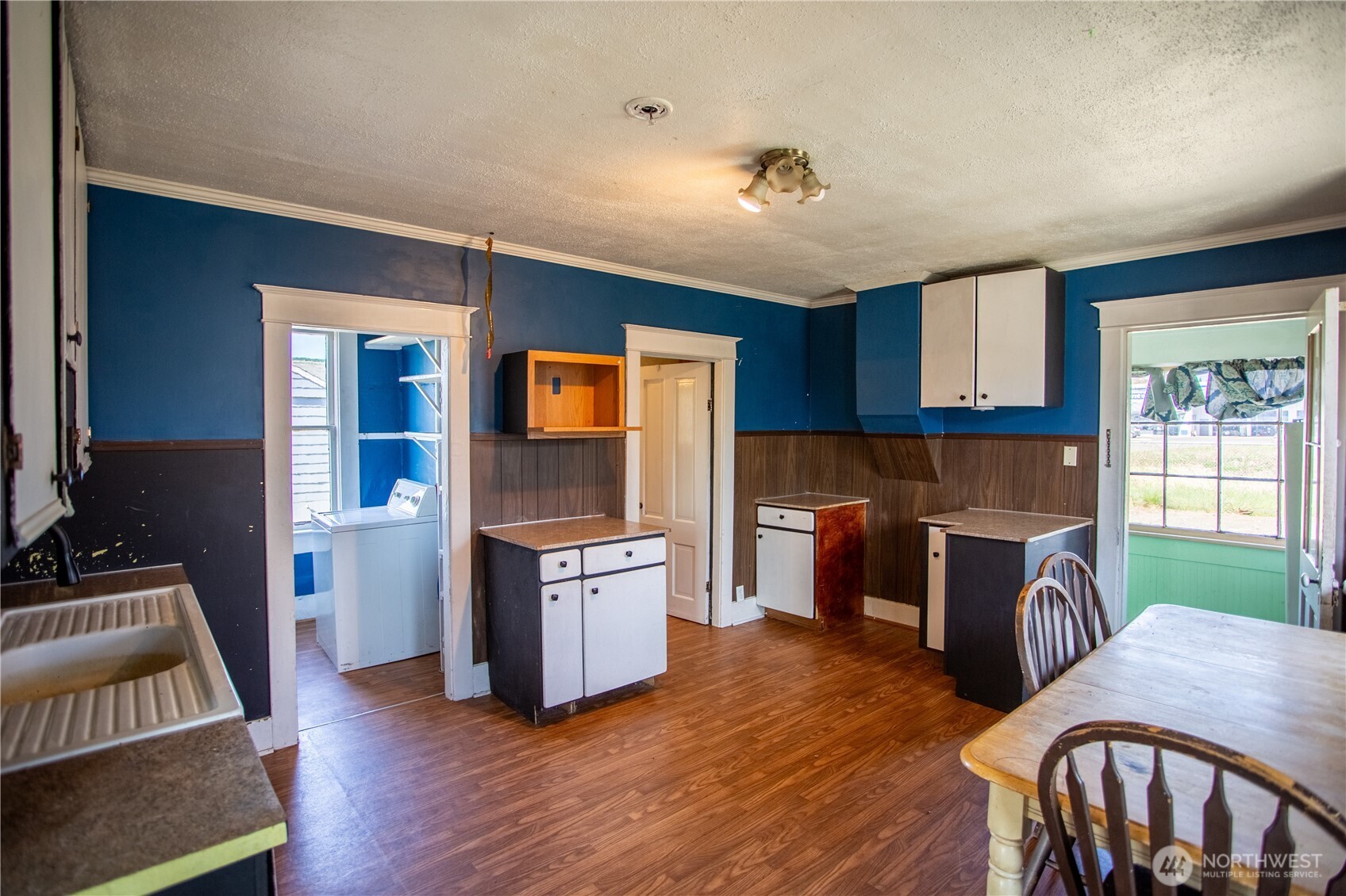 1408 1412 Hood Street Property Photo 12