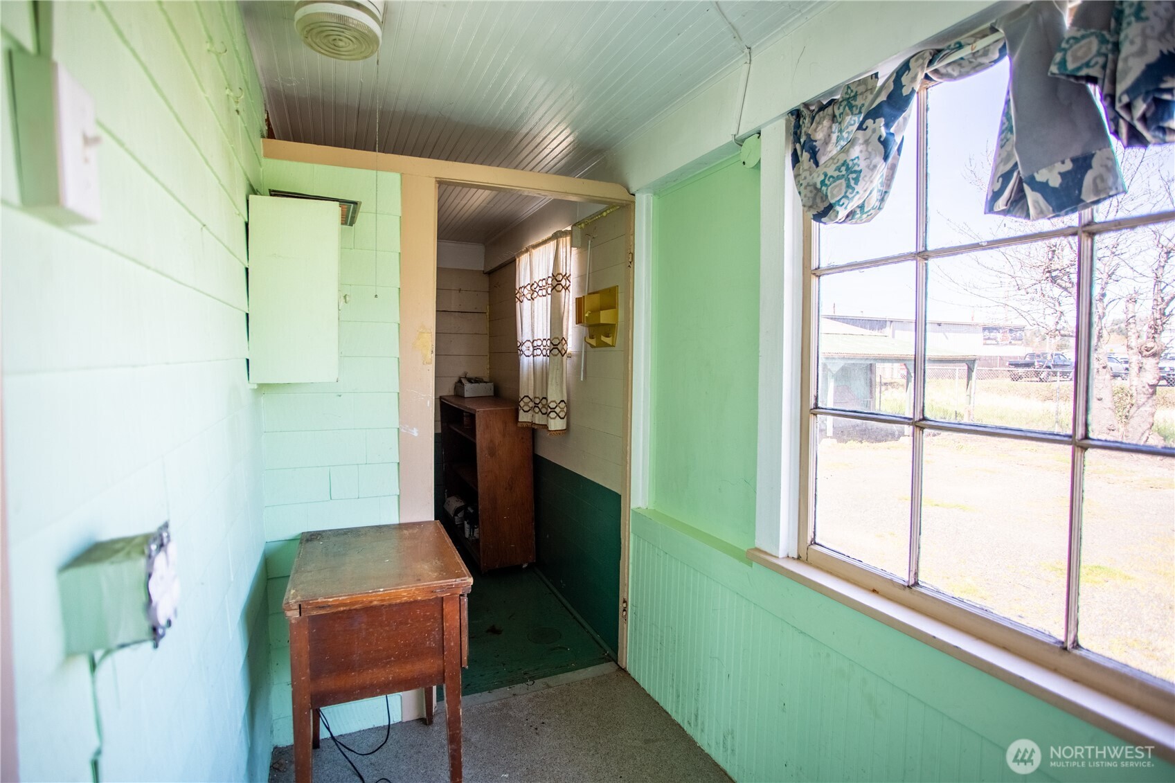 1408 1412 Hood Street Property Photo 17