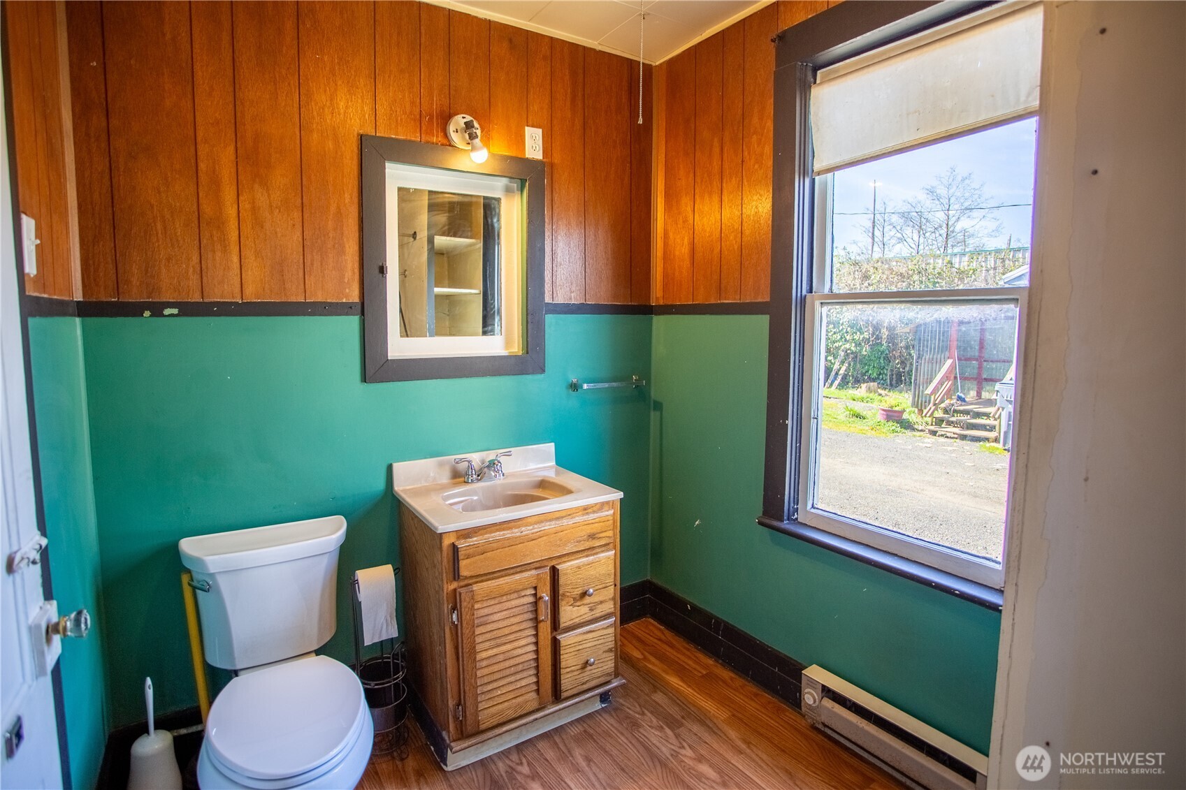 1408 1412 Hood Street Property Photo 19