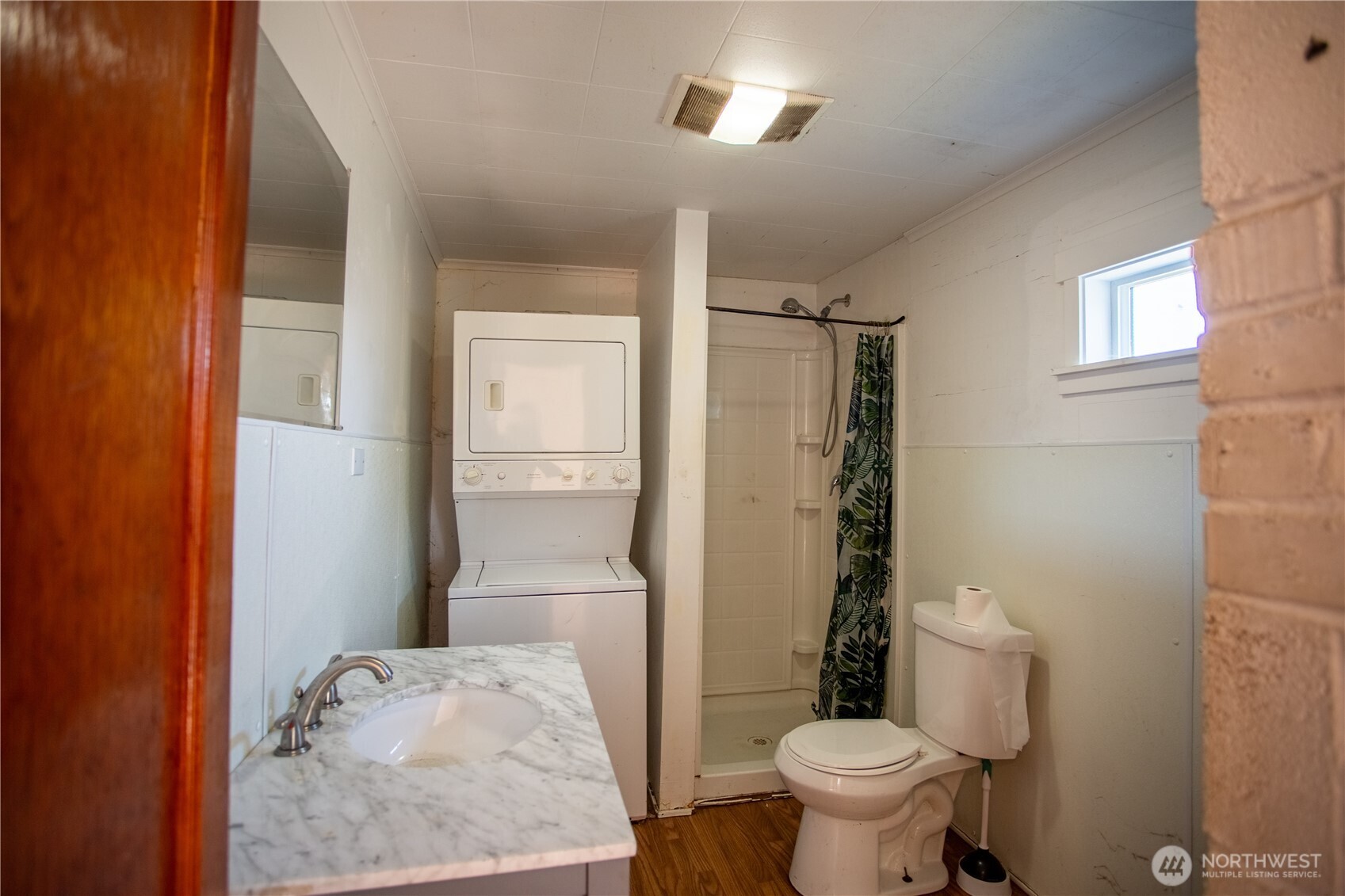 1408 1412 Hood Street Property Photo 32