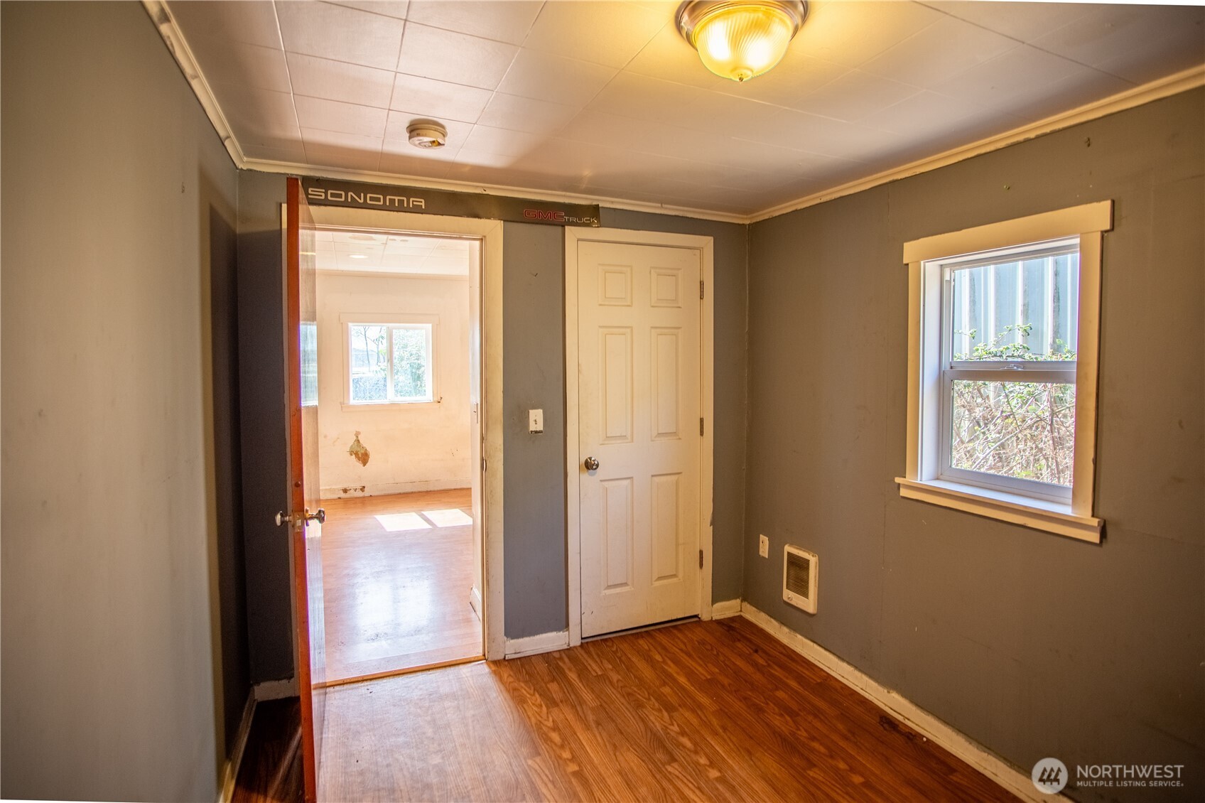 1408 1412 Hood Street Property Photo 33