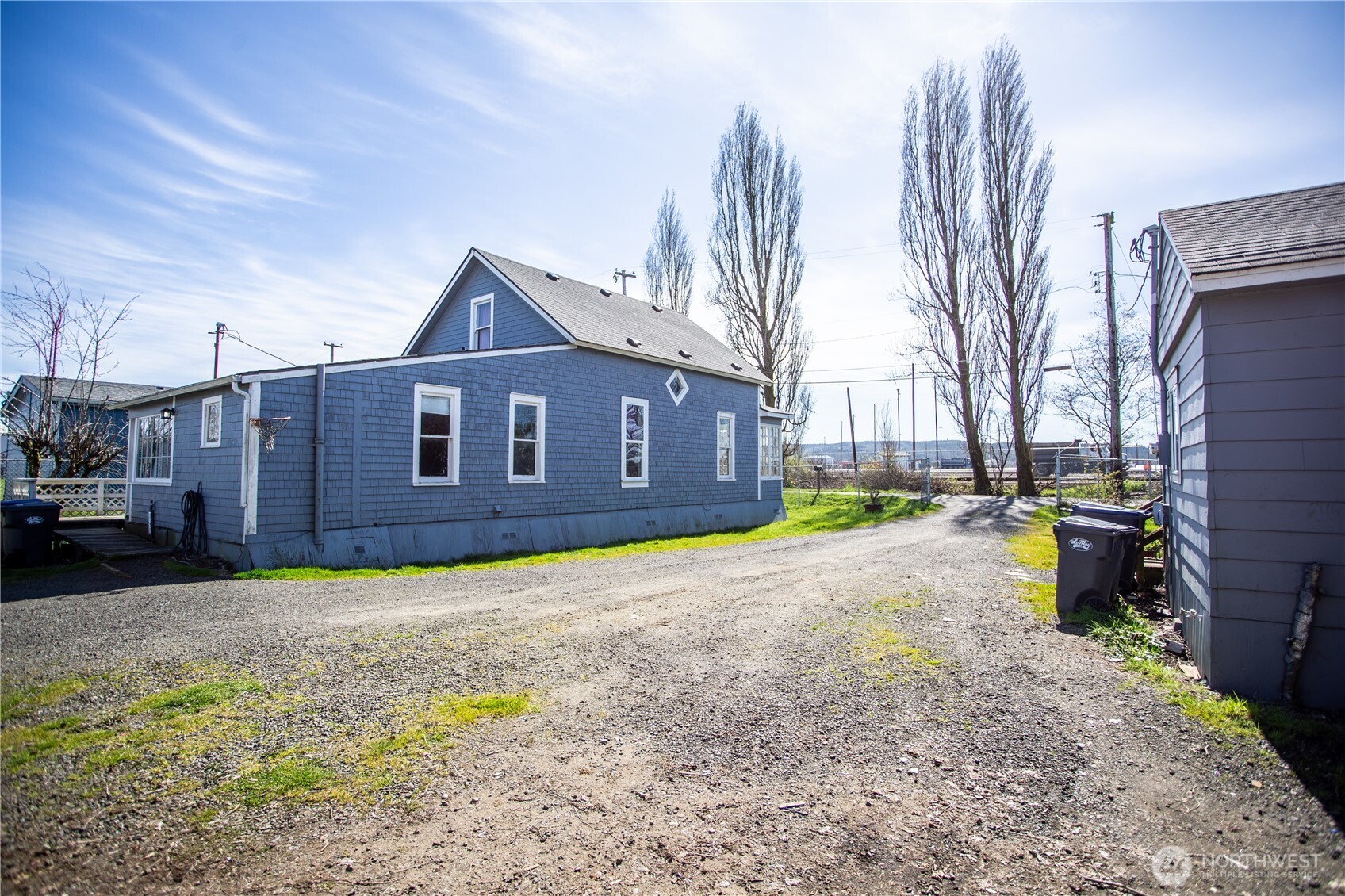 1408 1412 Hood Street Property Photo 36