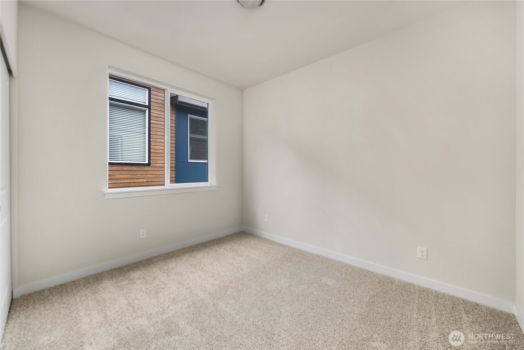 4027 Aberdeen Way Property Photo 10