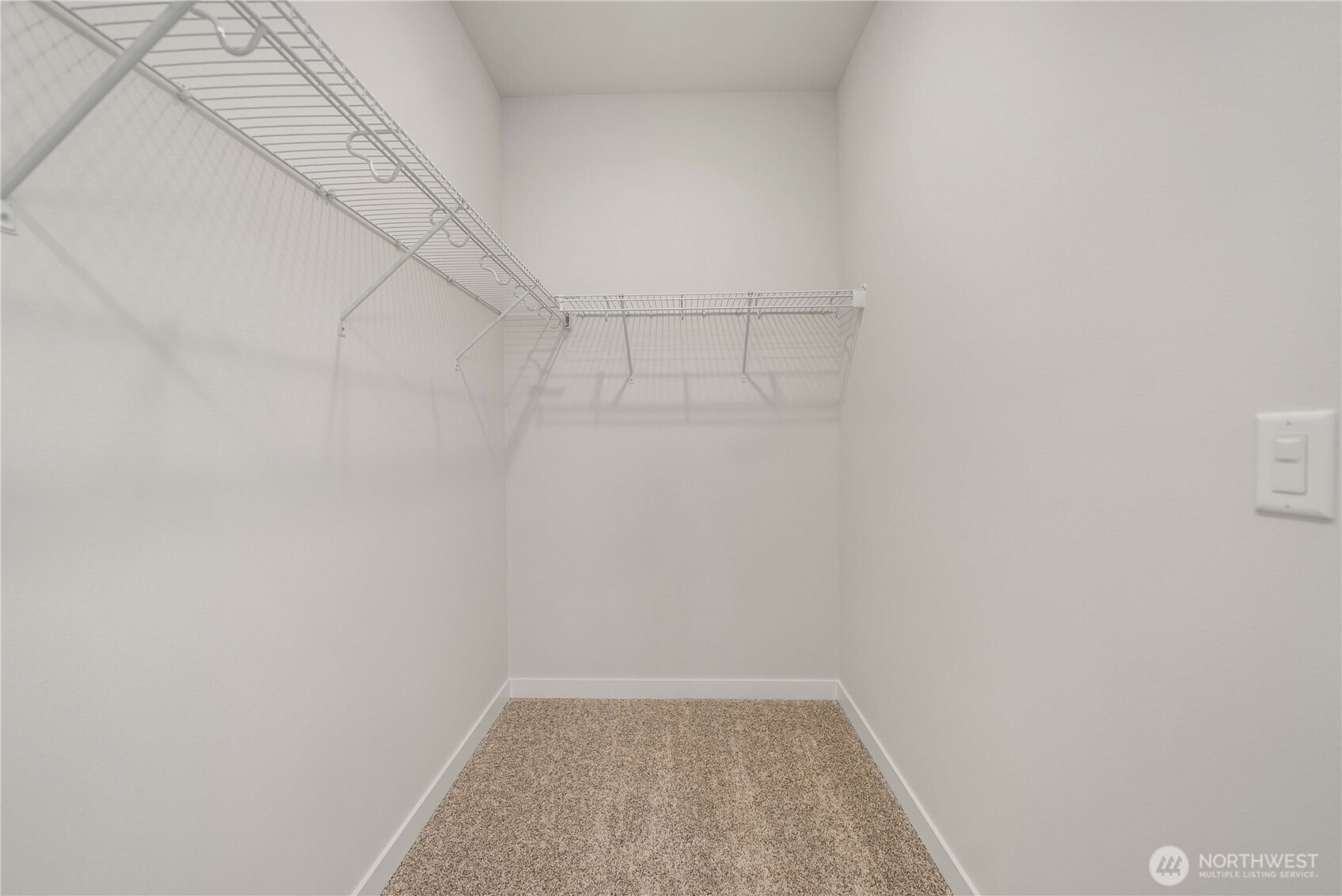 4027 Aberdeen Way Property Photo 18