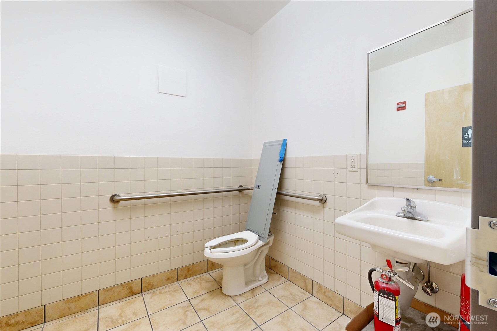 1605 Meadowbrook Boulevard 1 Property Photo 7
